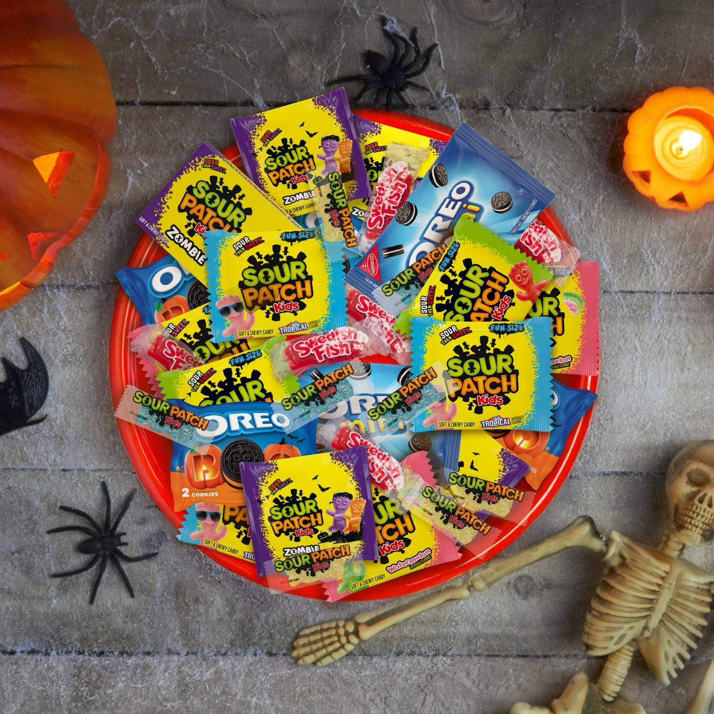 SOUR PATCH KIDS Original & Watermelon Halloween Candy Variety Pack, 40 Trick or Treat Bags