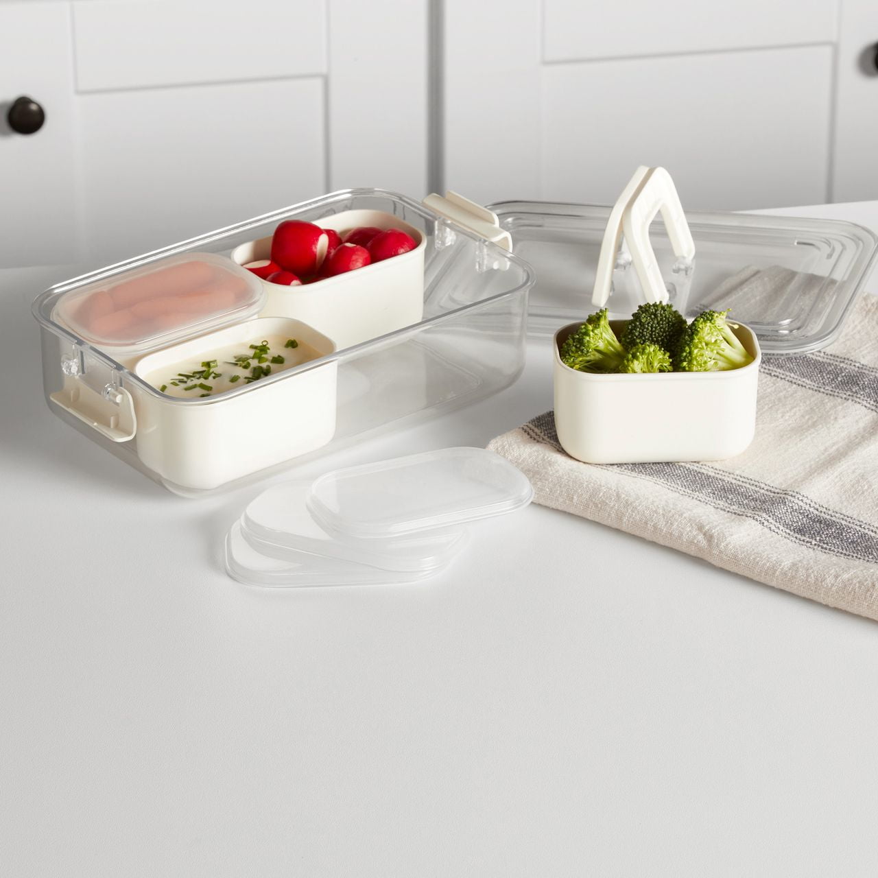 Experience premium quality and reliable performance with this versatile snack box, designed for durability, convenience, and everyday use across multiple needs.
