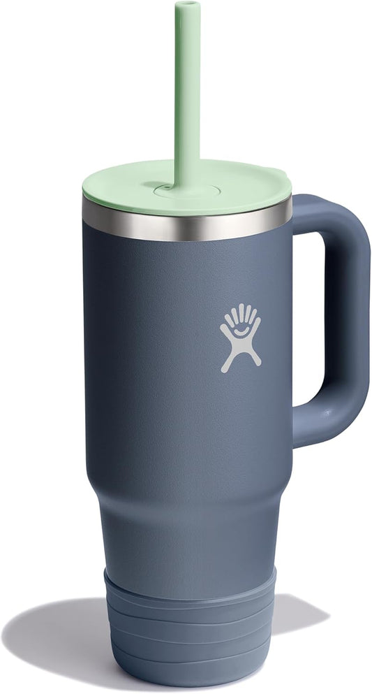 Kids’ tumbler made for daily use, offering a convenient straw and protective lid for mess-free drinking