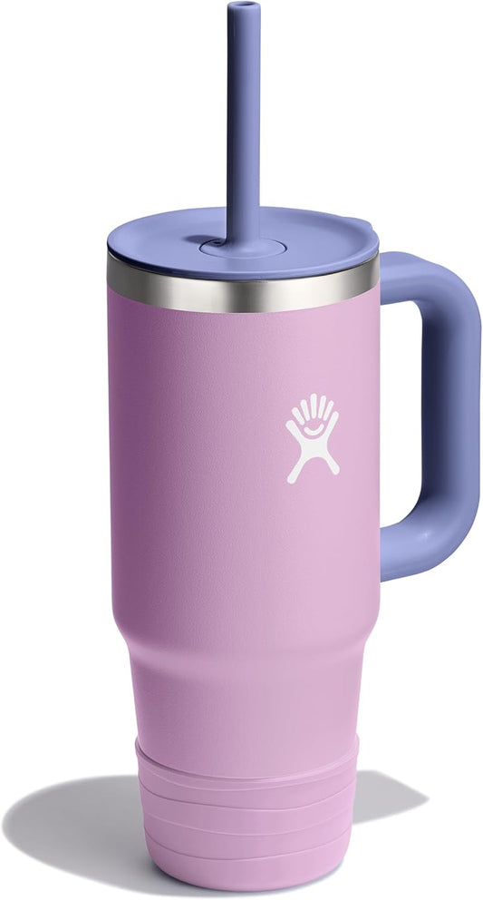 Kids’ tumbler made for daily use, offering a convenient straw and protective lid for mess-free drinking