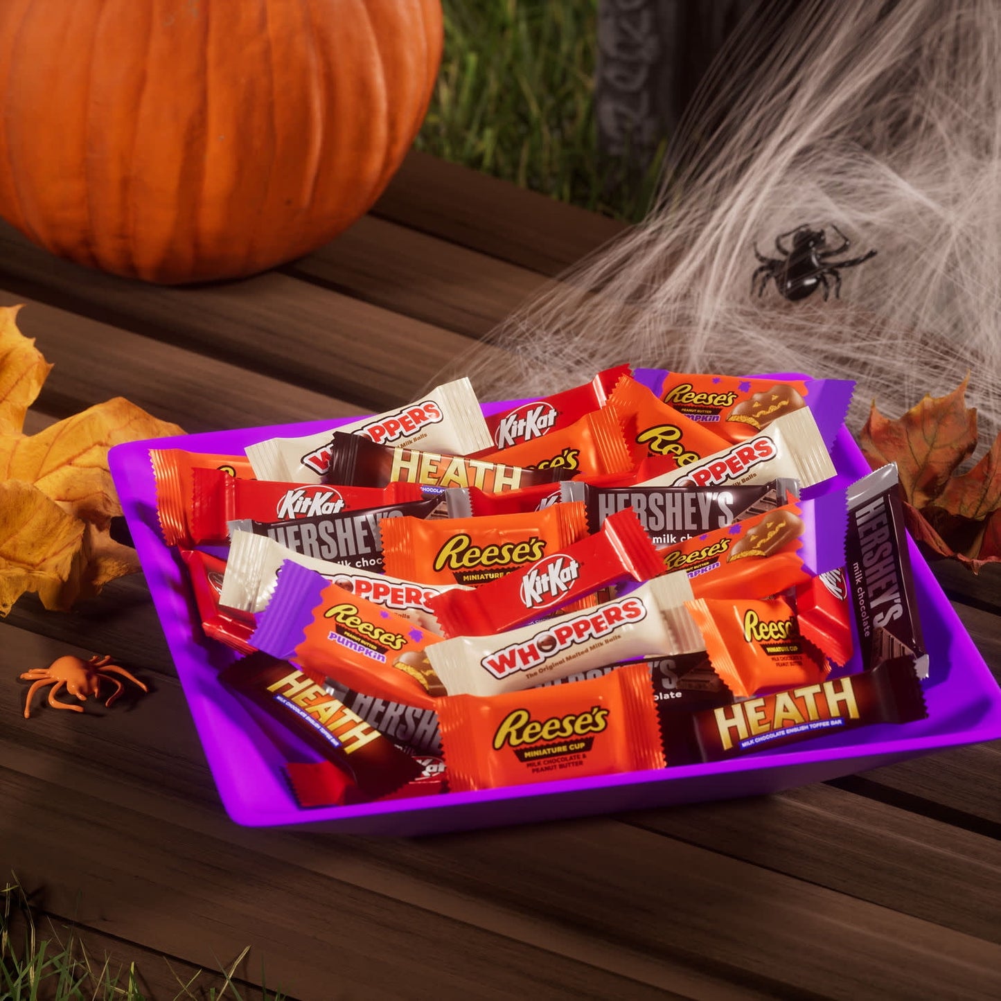 Hershey Assorted Flavored Halloween Candy, Bulk Bag 35.93 oz