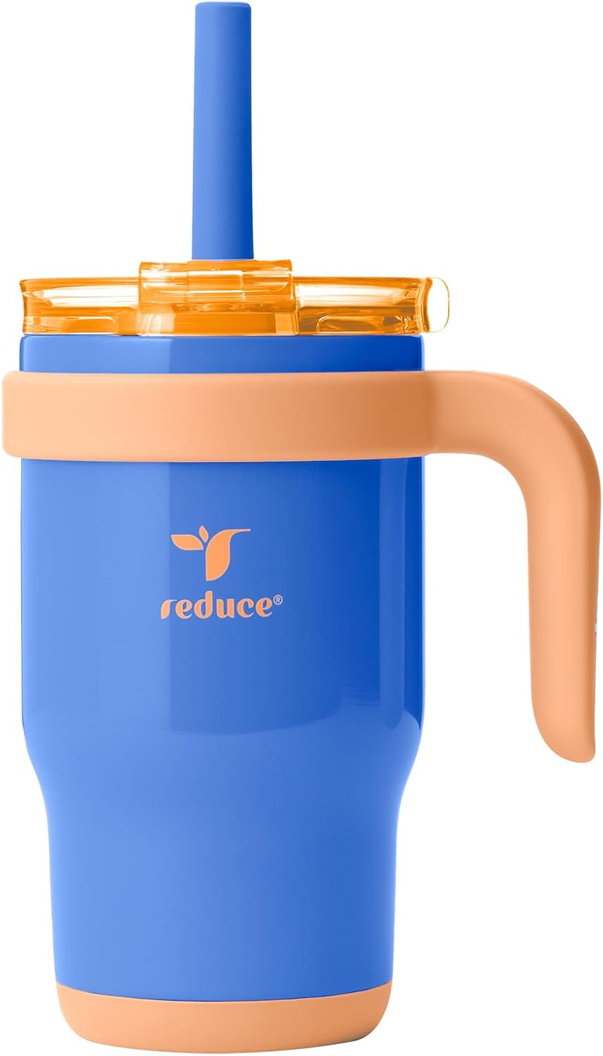 Kids’ tumbler made for daily use, offering a convenient straw and protective lid for mess-free drinking