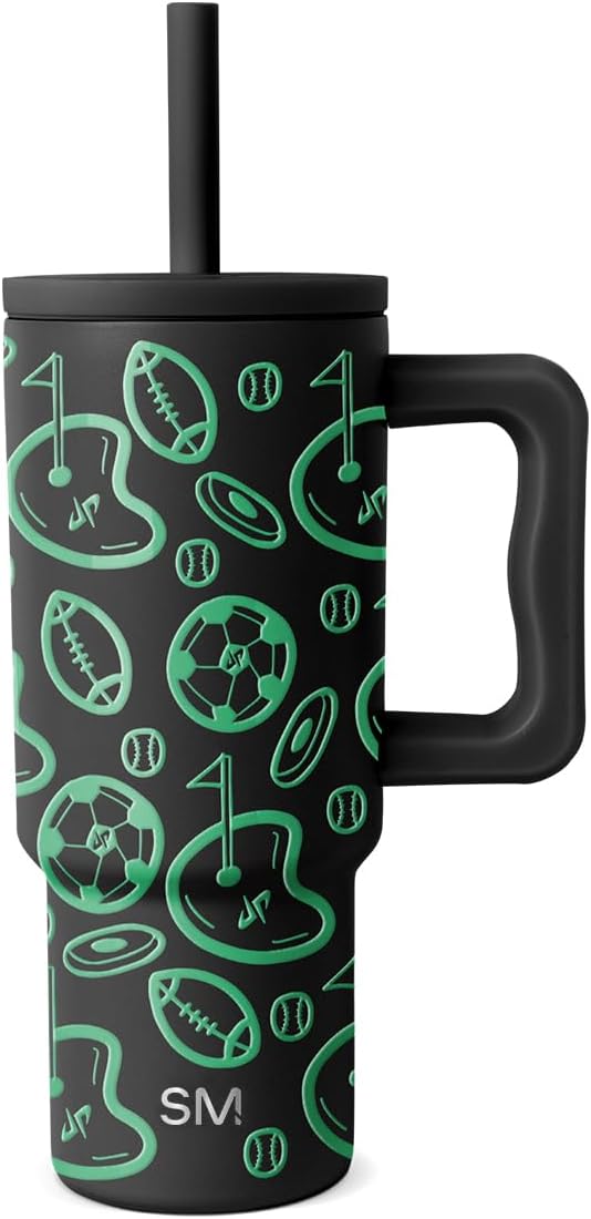 Kids’ tumbler made for daily use, offering a convenient straw and protective lid for mess-free drinking