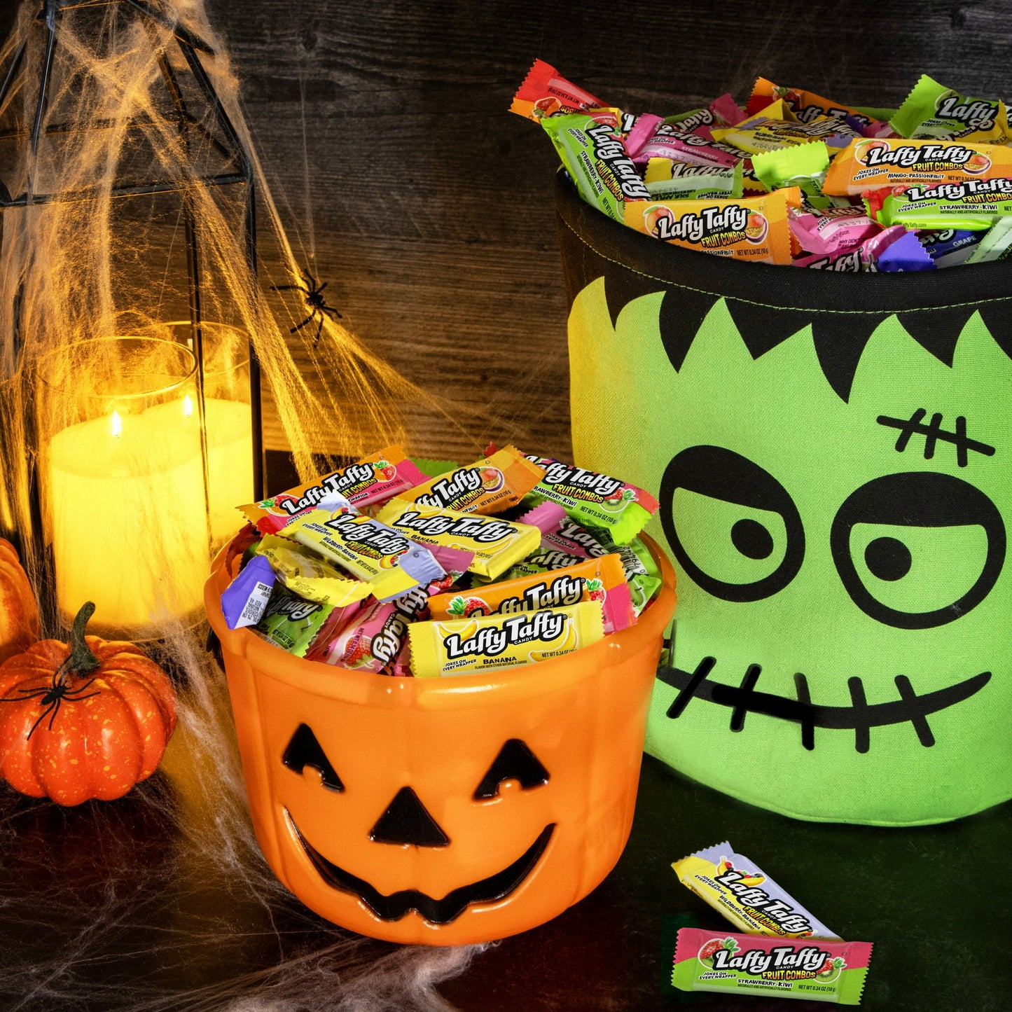 Laffy Taffy, Halloween Candy, Variety Mix Bag Fruit Flavored Candy, Assorted Candy Mix, 135 Pieces