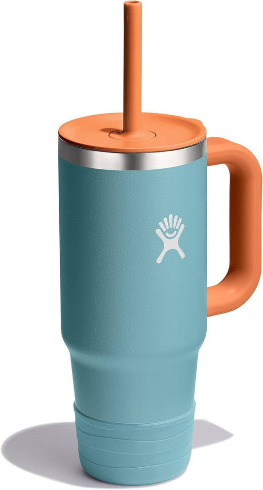 Kids’ tumbler made for daily use, offering a convenient straw and protective lid for mess-free drinking