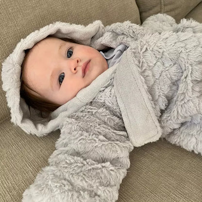 EVERYDAY KIDS Grey Baby Fleece Robe with Hood Cozy Hooded Bathrobe for Ages 0-9 Months Soft, Warm, Lightweight Infant Sleepwear, Loungewear