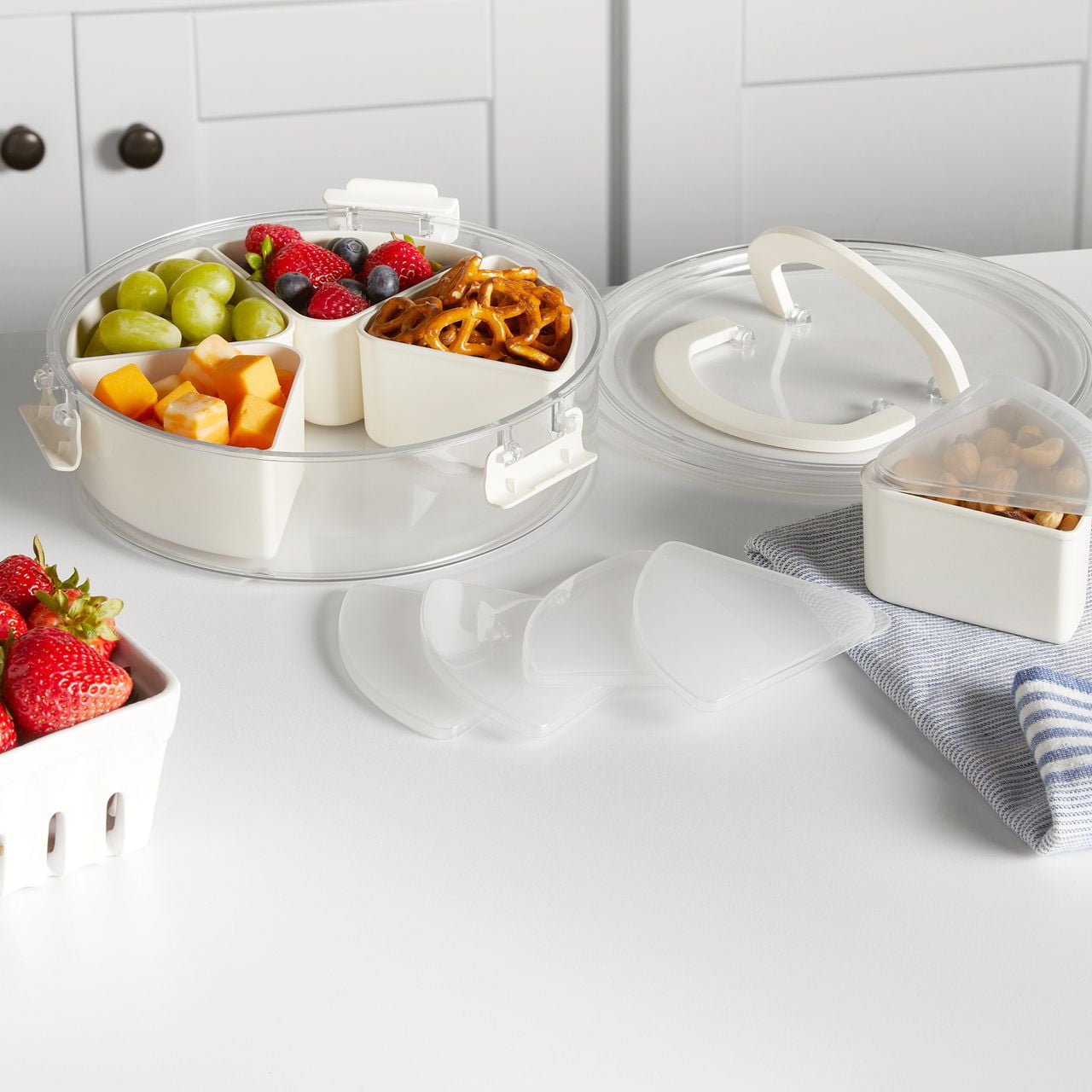 Experience premium quality and reliable performance with this versatile snack box, designed for durability, convenience, and everyday use across multiple needs.