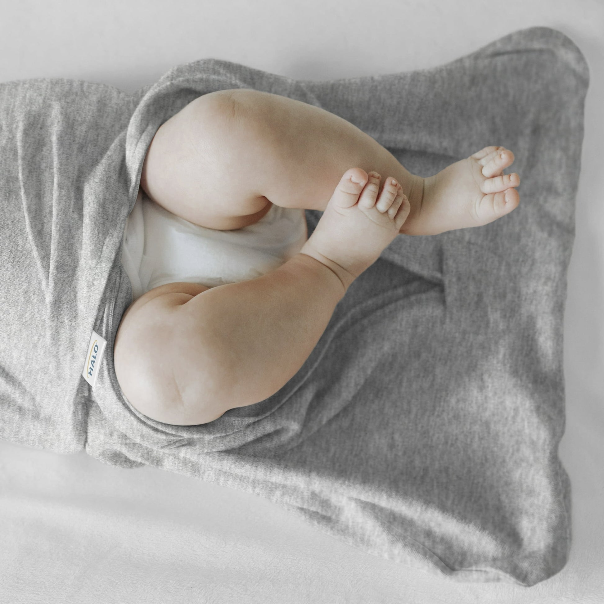 Soft baby swaddles – gentle and cozy wrap for keeping babies comfortable and secure during sleep or rest