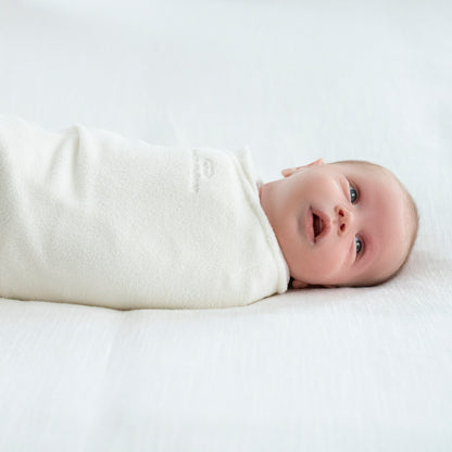 Soft baby swaddles – gentle and cozy wrap for keeping babies comfortable and secure during sleep or rest
