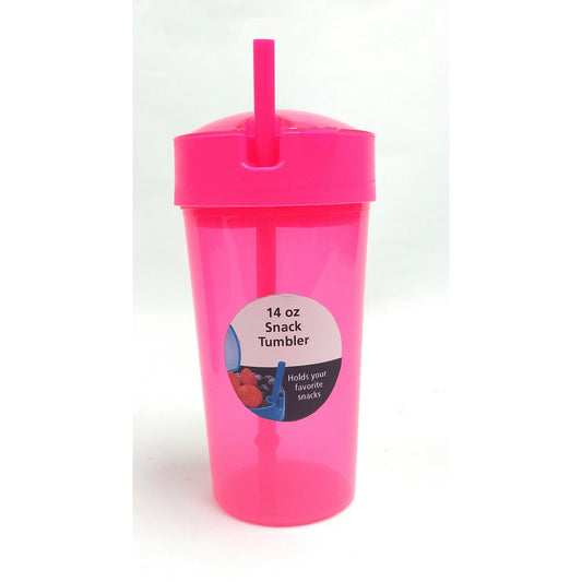 Kids’ tumbler made for daily use, offering a convenient straw and protective lid for mess-free drinking
